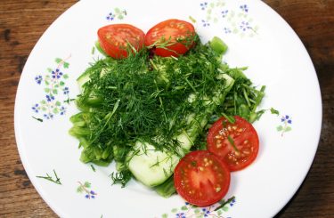 Fazolkový salát s koprem