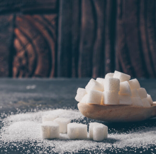 Skryté cukry v potravinách: Najdete je v omáčkách, cereáliích i mléčných výrobcích