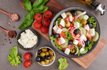 Řecko na talíři diabetika: Chutná rajčata, bylinky a trpký olivový olej pro management glykémie