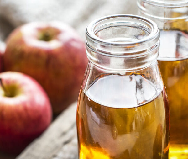 Jablečný ocet: Skvělý parťák při hubnutí. Snižuje cholesterol a diabetikům pomůže s glykémií