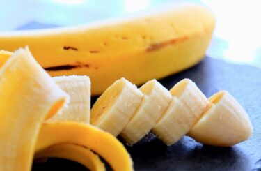 Banány jako zdroj draslíku: Diabetici by měli jíst méně zralé a kombinovat je s bílkovinou